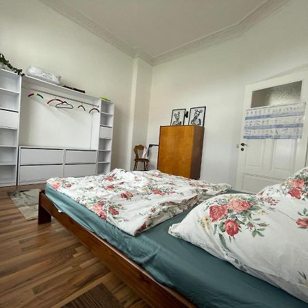 Schone Altbau-Wohnung In Blankenburg Esterno foto