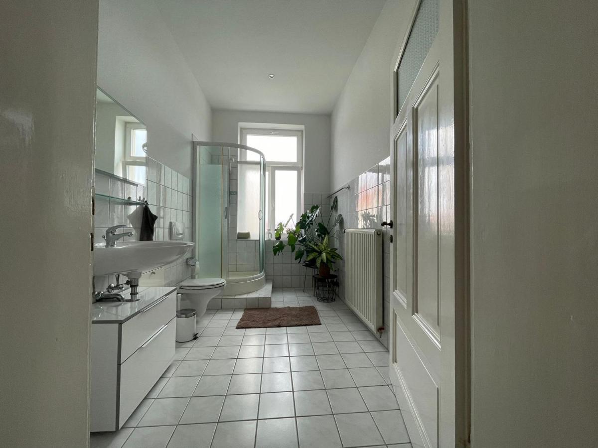Schone Altbau-Wohnung In Blankenburg Esterno foto